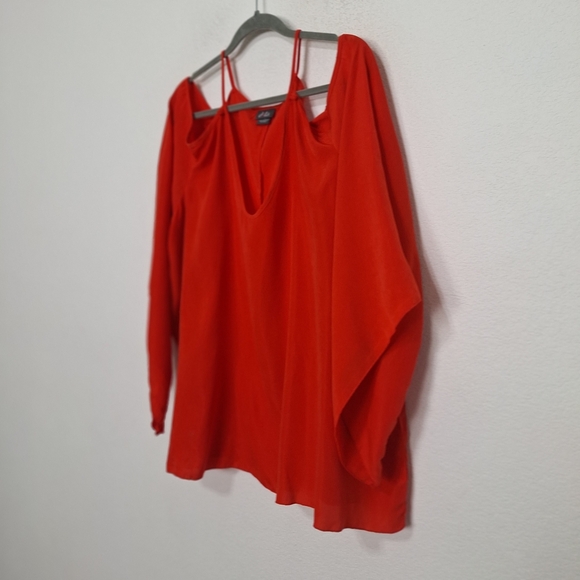 Dots Red Romantic Coquette Kimono Sleeve Cold Shoulder Pullover Blouse Size 3X - Picture 8 of 12